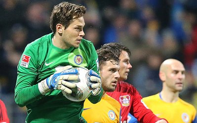 اردوی ۳ روزه برای فرار از سقوط یاران دنیل داوری