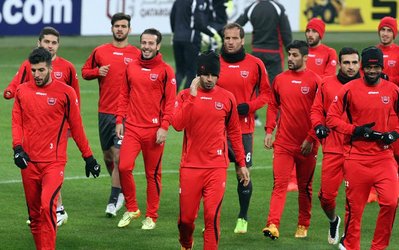 حاشیه‌های تمرین پرسپولیس | درگیری فیزیکی خانزاده با علیپور / درخشان مدافع ملی‌پوش پرسپولیس را اخراج کرد