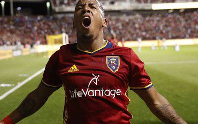 رئال سالت لیک قرارداد ژوائو پلاتا را چند سال تمدید کرد