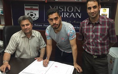 نقل و انتقالات | عالیشاه قراردادش را با پرسپولیس ثبت کرد
