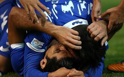 کریمیان: به استقلال نیامده‌ام که با مصاحبه و اعتراض بازی کنم/ شادی گلم هماهنگ شده بود