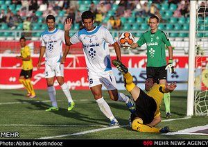 سپاهان-ملوان/ هفته 14 لیگ برتر|بازی سپاهان-ملوان در ورزشگاه فولاد شهر که با نتیجه 2-1 به نفع سپاهان به پایان رسید