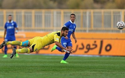 لیگ برتر | حاج‌محمدی: تیموریان با کف پا روی پای من گذاشت