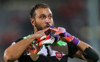 مکانی: از استقلالی‌ها عذرخواهی می‌کنم و دیگر کٌری نمی‌خوانم