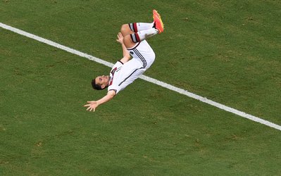 4 پشتک کلوزه در 4 جام جهانی + عکس