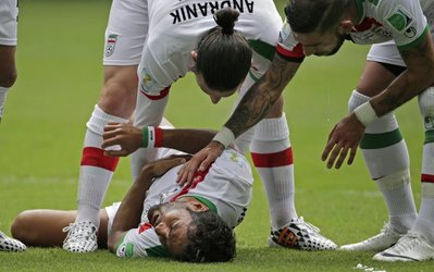 اتفاق روز | دست مسعود شجاعی شکست