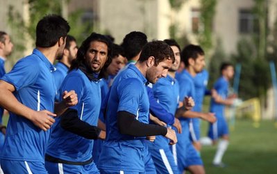 حاشیه‌های تمرین استقلال | بازگشت کرار به تمرین استقلال و حضور دو آلمانی در کنار آبی‌پوشان