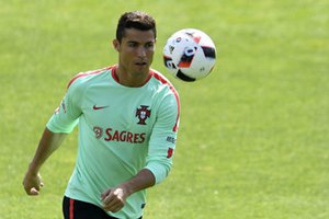 کریس رونالدو: فرانسه قوی تر است، اما ما برنده می شویم