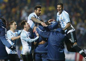 شادی بازیکنان آرژانتین|آرژانتین 0 (5) - (4) 0 کلمبیا / کوپا آمریکا