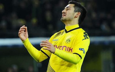 گون‌دوگان با تیم فوتبال دورتموند تمدید کرد
