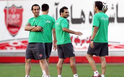 جلسه عجیب درخشان و علی کریمی / جادوگر دوباره پا به توپ می‌شود؟