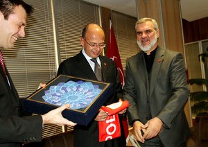 دیدار رویانیان با سفیر ایتالیا