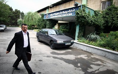 رییس فدراسیون والیبال خطاب به منتقدان: تا پایان بازی‌ها، دندان روی جگر بگذارید! / اگر سهميه المپيك نگيريم عذرخواهی‌ می‌‌كنم!