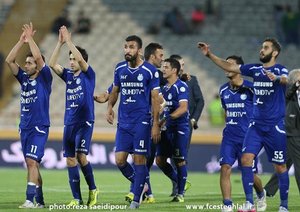 تشکر بازیکنان استقلال از هواداران|استقلال تهران 2 - 0 ملوان انزلی / لیگ برتر ایران (خلیج فارس)