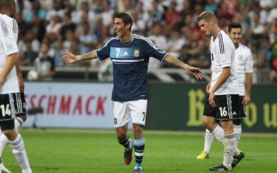 دی‌ماریا: خوش شانسیم که با مسی همبازی هستیم