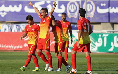 رحمانی: تاج گفت جعلی‌بودن کارت من سوءتفاهم است!/ به تراکتورسازی گل می‌زنم و خوشحالی می‌کنم