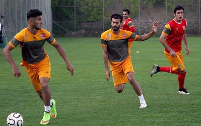 حاشیه‌های تمرین پرسپولیس | سرخ‌پوشان آماده بازی با ترینیداد و توباگو شدند