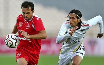 نوروزی: اعتراض به تعویض را من هم نمی‌پسندم/ برای دربی لحظه‌شماری می‌کنیم