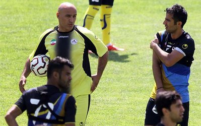 سوال روز | مهندس نفت استقلالی می شود؟