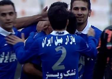 ویدئو : گل اول استقلال(رضا عنایتی)4