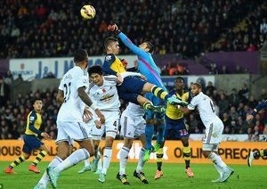 کالوم چمبرز|سوانسی 2 - 1 آرسنال / لیگ جزیره