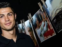 Brazil great Ronaldo backs Cristiano Ronaldo for Ballon d'Or