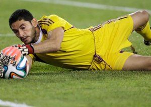 کورونا|عکس العمل گلر مکزیک در بازی با پرتغال.