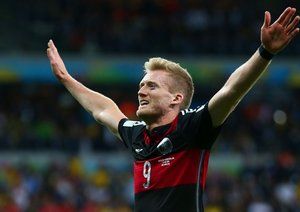 آندره شورله|شادمانی آندره شورله ، بازیکن تیم ملی المان بعد از باز کردن دروازه برزیل.