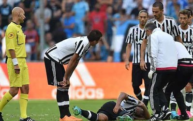 خبر بد برای بانوی‌پیر / سامی خدیرا یک ماه خانه‌نشین شد