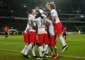 شادی بازیکنان پی اس جی|ليل 0 - 1 پاریس سن ژرمن / جام حذفی