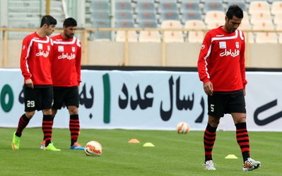 تمرینات اختصاصی کاپیتان استقلال در کمپ تیم‌های ملی