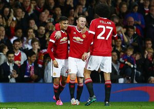 وین رونی - مروان فِلایِنی