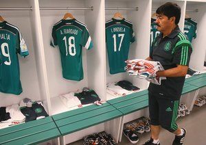 هلند - مکزیک|None