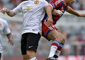 پل اسكولز|ستاره های بایرن مونیخ 3-3 ستاره های منچستر یونایتد / دیدار دوستانه