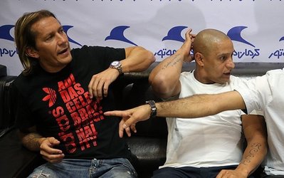 گزارش تصویری | از حضور روبرتو کارلوس و سالگادو در برنامه نود