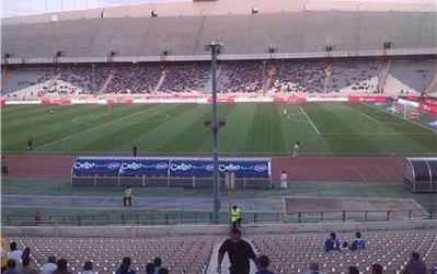 هفته چهارم لیگ برتر | حاشیه استقلال - سایپا / سجده شکر ابراهیم شکوری