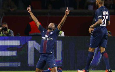 مدیر برنامه های لوکاس مورا: سرمربی من یونایتد مورا را می خواهد