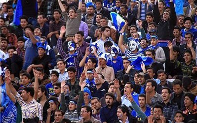 جام شهدا | حاشیه استقلال - تراکتور / درگیری هواداران دو تیم