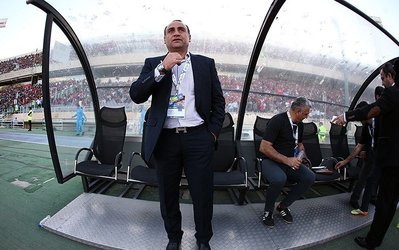 عبدی: رفتن آندو به استقلال ضربه زد / پرسپولیس باید الهلال را شکست دهد