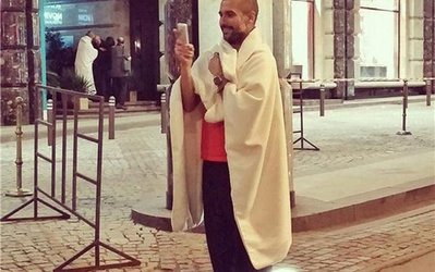 تصاویر روز| شبی که گواردیولا عکاس شد