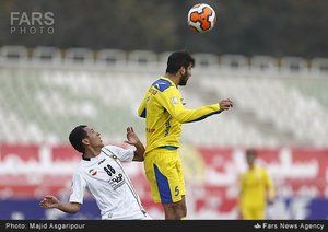 نفت 2-2 سپاهان / هفته ی پانزدهم|سپاهان نه نفره توانست دو گل خورده را در دقایق پایانی جبران کند.