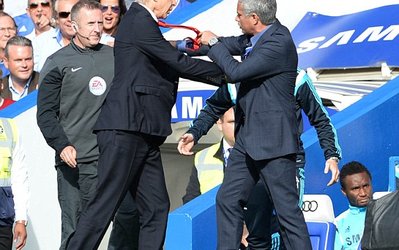 ونگر: بابت درگیری‌ام با مورینیو عذرمی‌خواهم اما او مرا از کوره به در برد