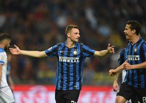 شادی بازیکن اینتر|اینترمیلان 4 - 3 اِمپولی / سری آ