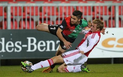 ایرسته دویزه | یونگ آژاکس 1 - نایمخن 1 / تساوی نایمخن در حضور 90 دقیقه‌ای جهانبخش با گل ثانیه‌های پایانی