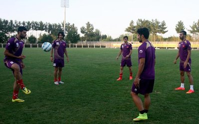 سرخپوشان در هتل تمرین کردند