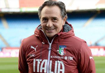 آغاز جنگ روانی سرمربی ایتالیا علیه انگلیس