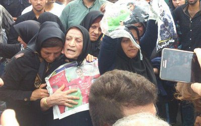 آخرین حضور نوروزی در رختکن در میان اشک‌های همبازیانش