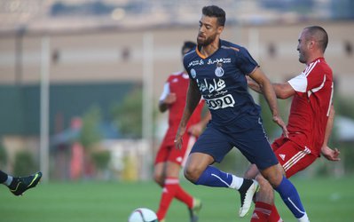 خریدهای نادرست استقلال؛ مهاجم آبی ها نیم فصل جدا می شود؟!