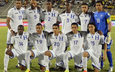 سوارز: هندوراس خشن بازی نمی‌کند