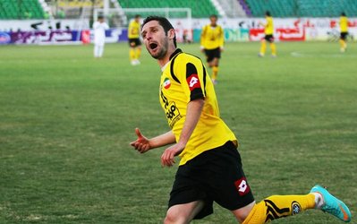 خلعتبری از امروز به تمرینات سپاهان بر می‌گردد / پرسپوليس فراموش شد!